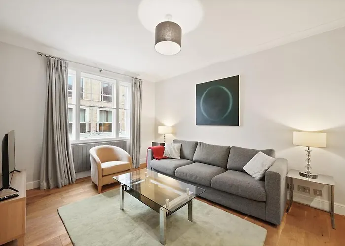 Heavenly Stays, Chelsea, Cozy 1Bd Garden-View Nest